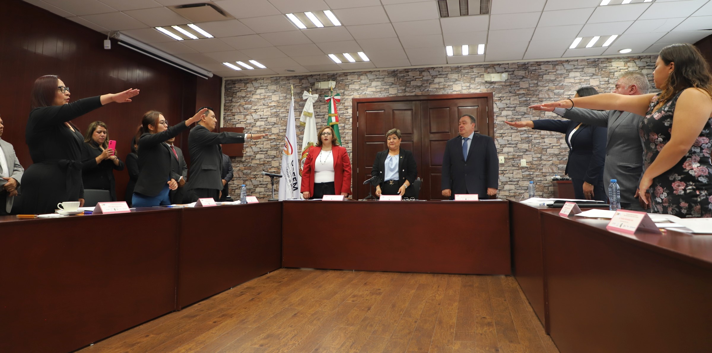 Llama SEF a fortalecer la transparencia y rendición de cuentas